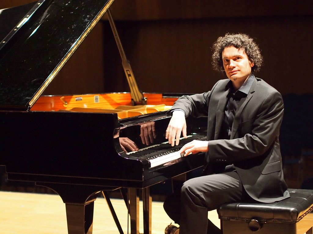 Johannes Gaechter - Pianist -